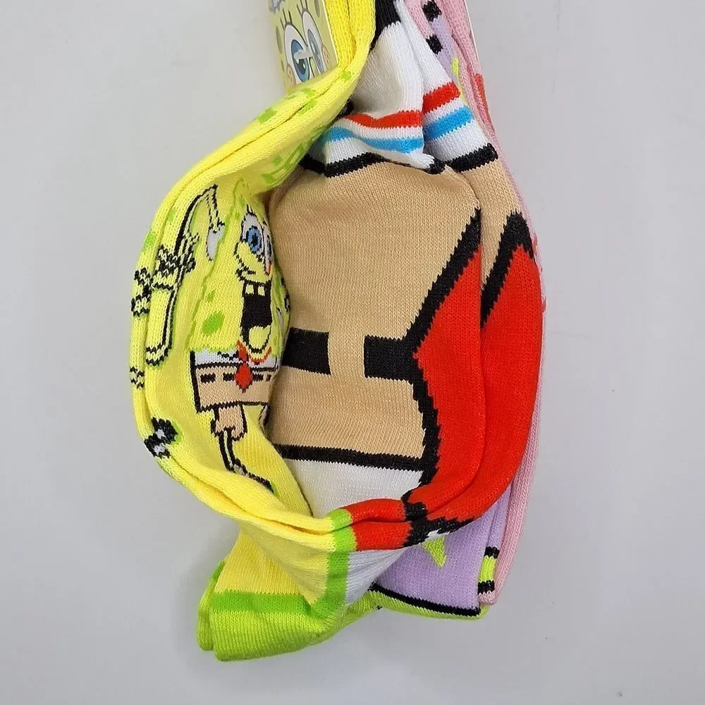 SpongeBob's squarepants and Patrick crew socks